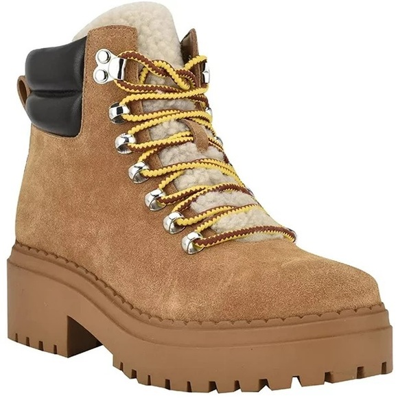 Marc Fisher Shoes - Marc Fisher LTD Nairy Leather Boot SIZE: 7